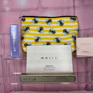 Mally Eyeshadow Palette with Bee Print Pouch